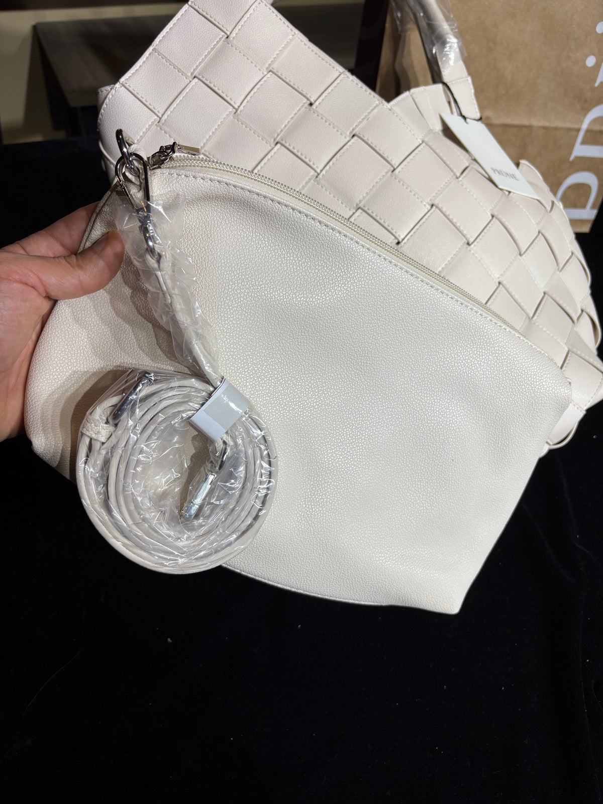 Cartera Strip