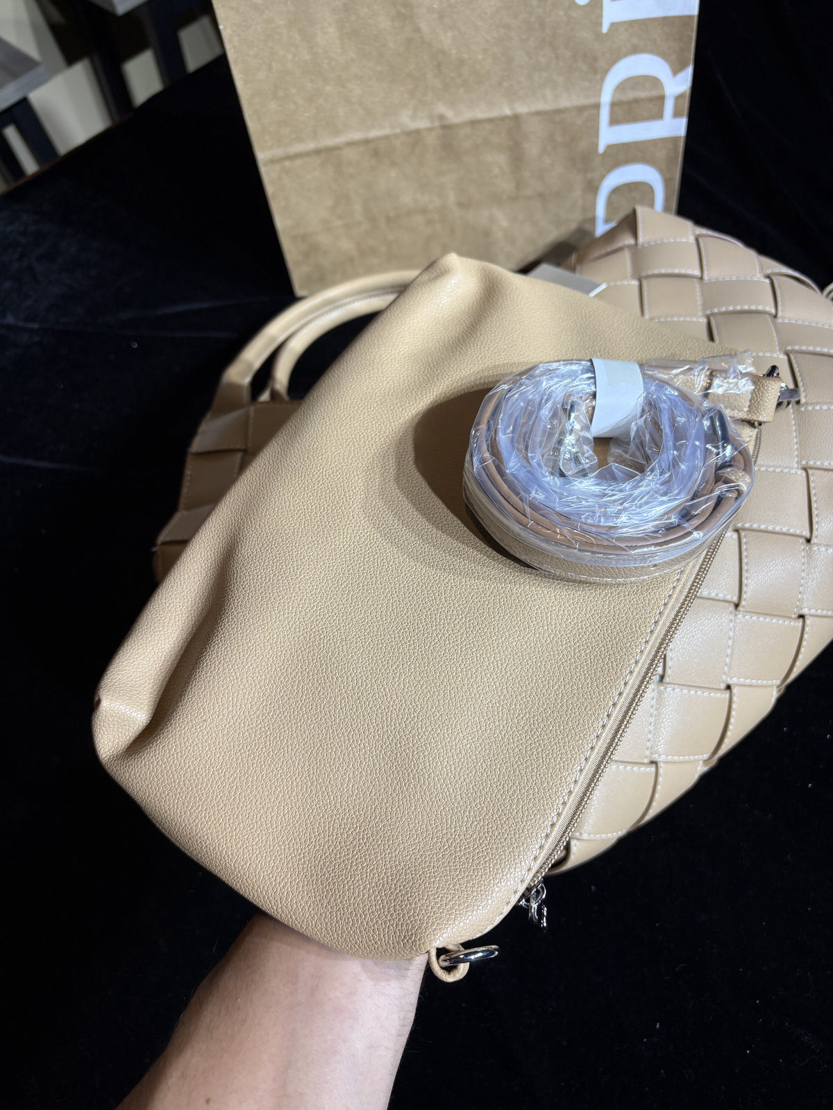 Cartera Strip